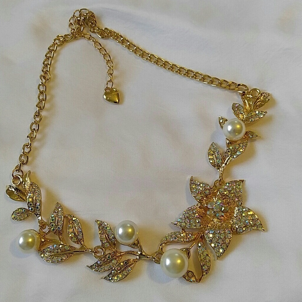 FLOWER floral pearl statement necklace SALE